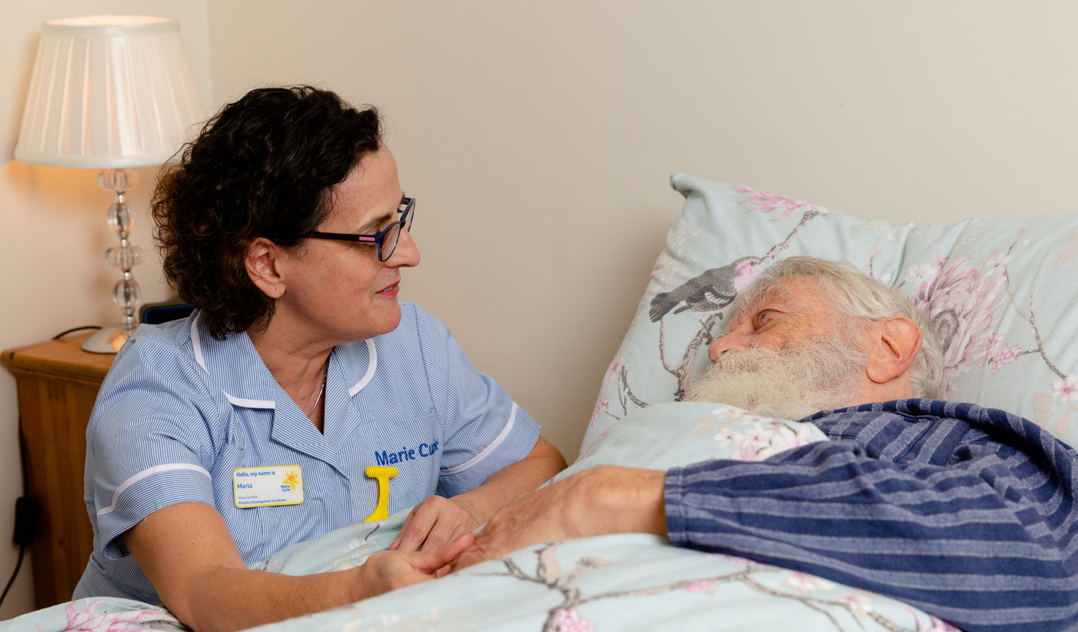 beplayapp体育下载玛丽居里护士在某人的家里